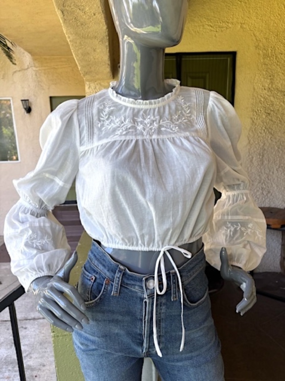 REFORMATION Embroidered Cotton Voile L/S Crop Top/Blouse NWOT/sz S - Picture 9 of 13